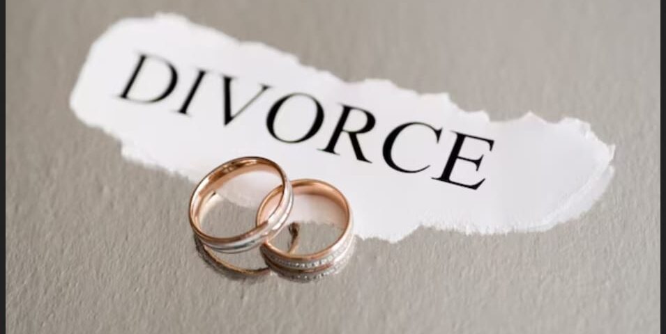 Divorce Lawyer in Indirapuram