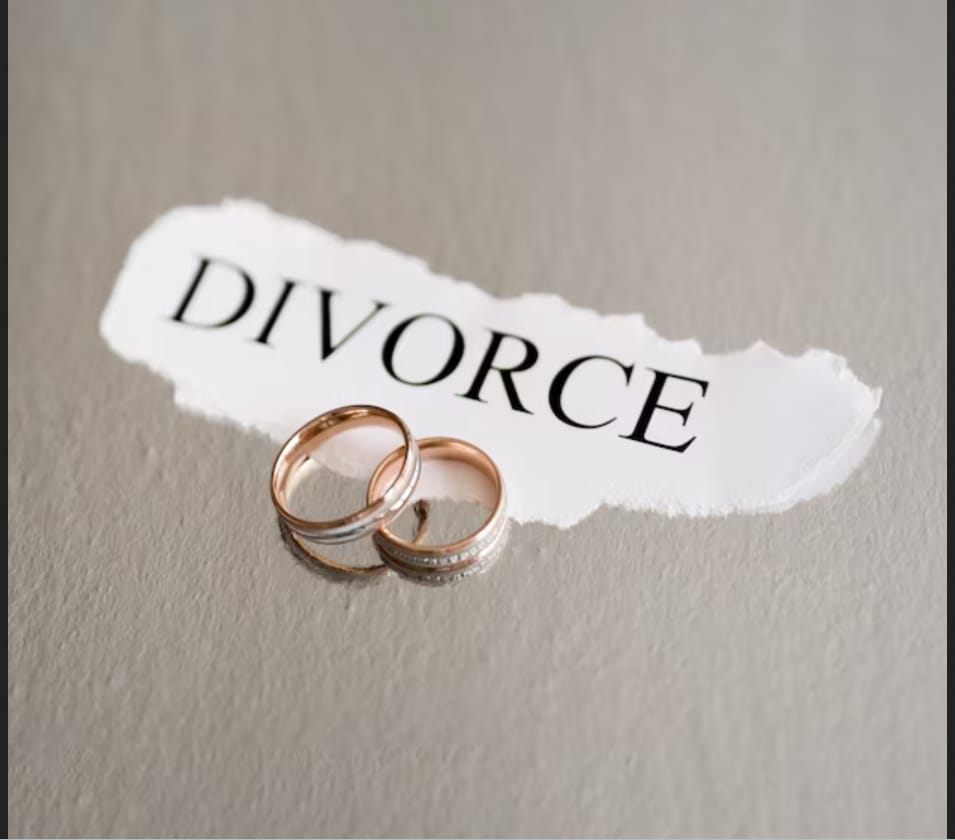 Divorce Lawyer in Noida Extension
