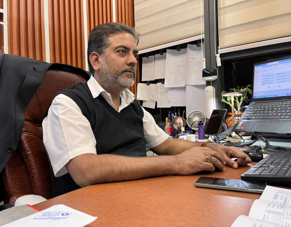 Divorce Lawyer in Raj Nagar Ghaziabad | Advocate AK Tiwari