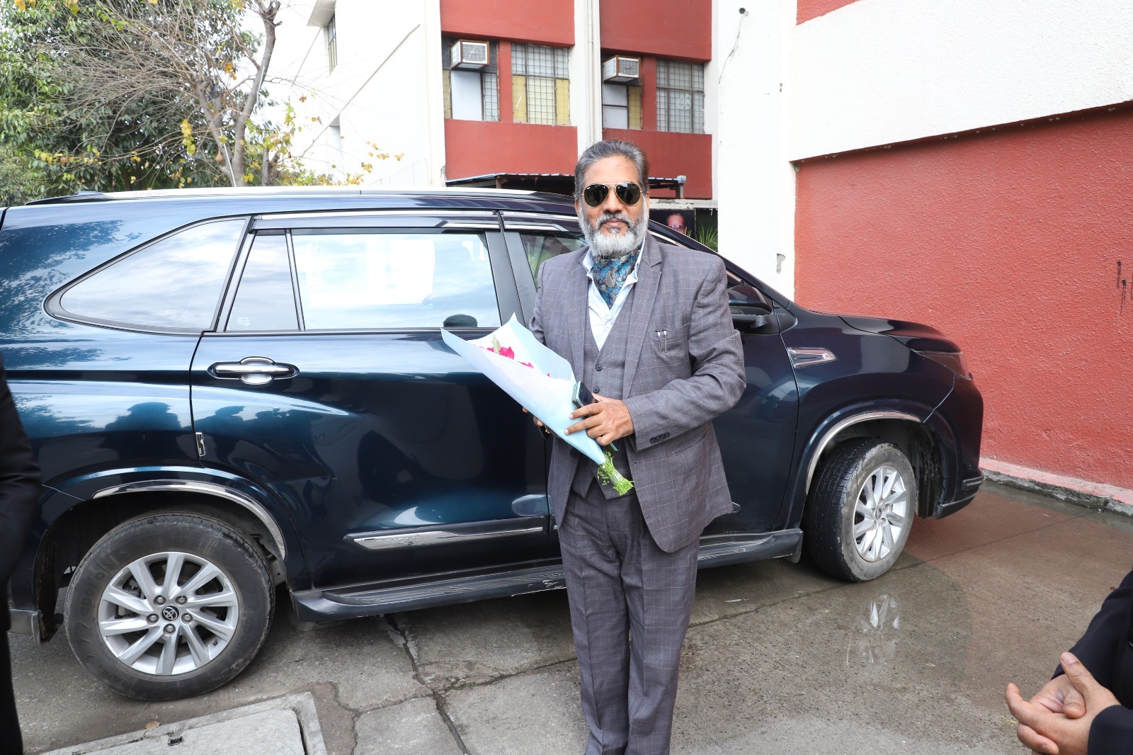 Advocate AK Tiwari – Top Divorce Lawyer in Kavi Nagar | Best Family Lawyer Ghaziabad